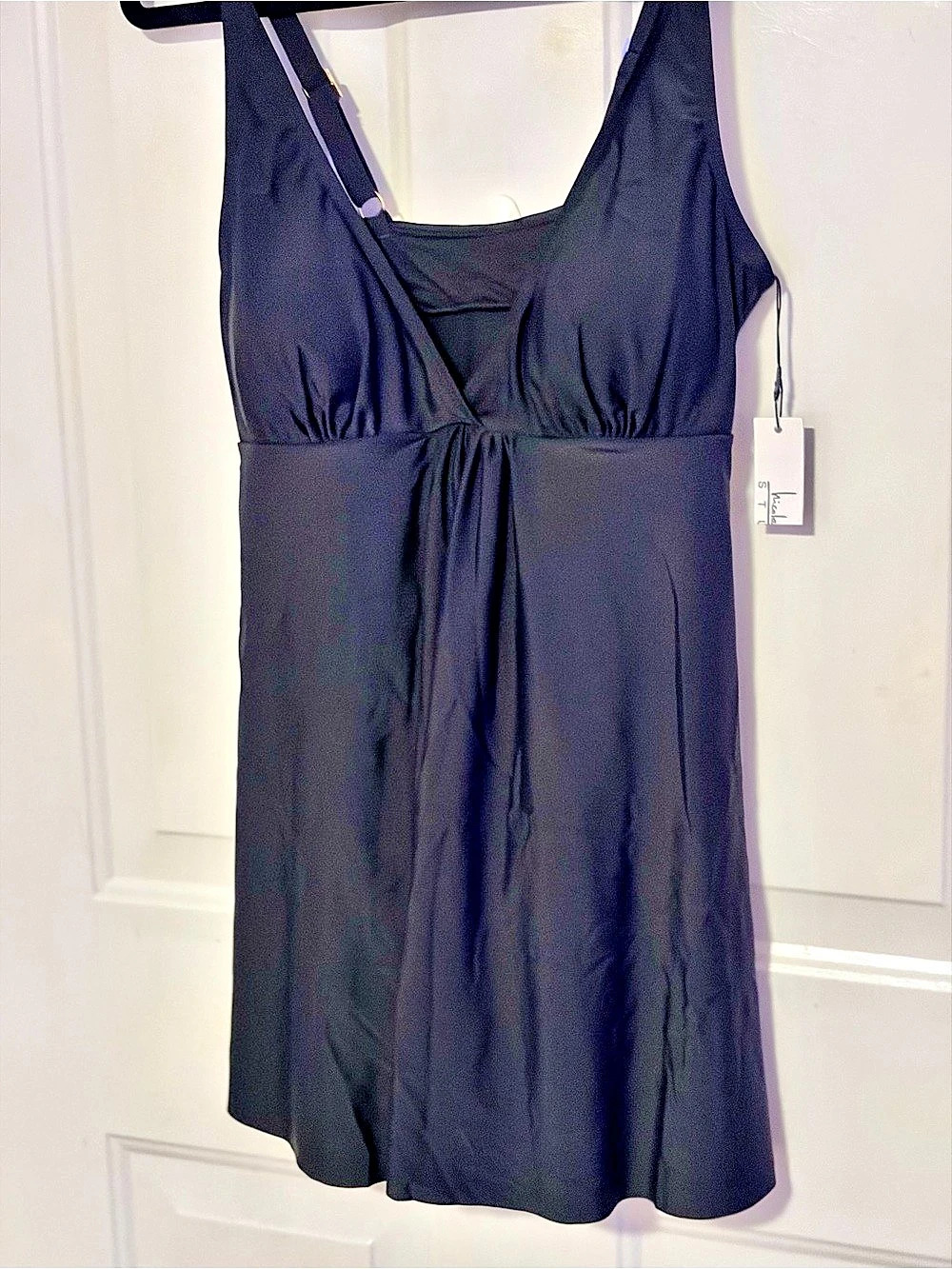 Lands' End Black bathing suit with skirt Size Medium NWT